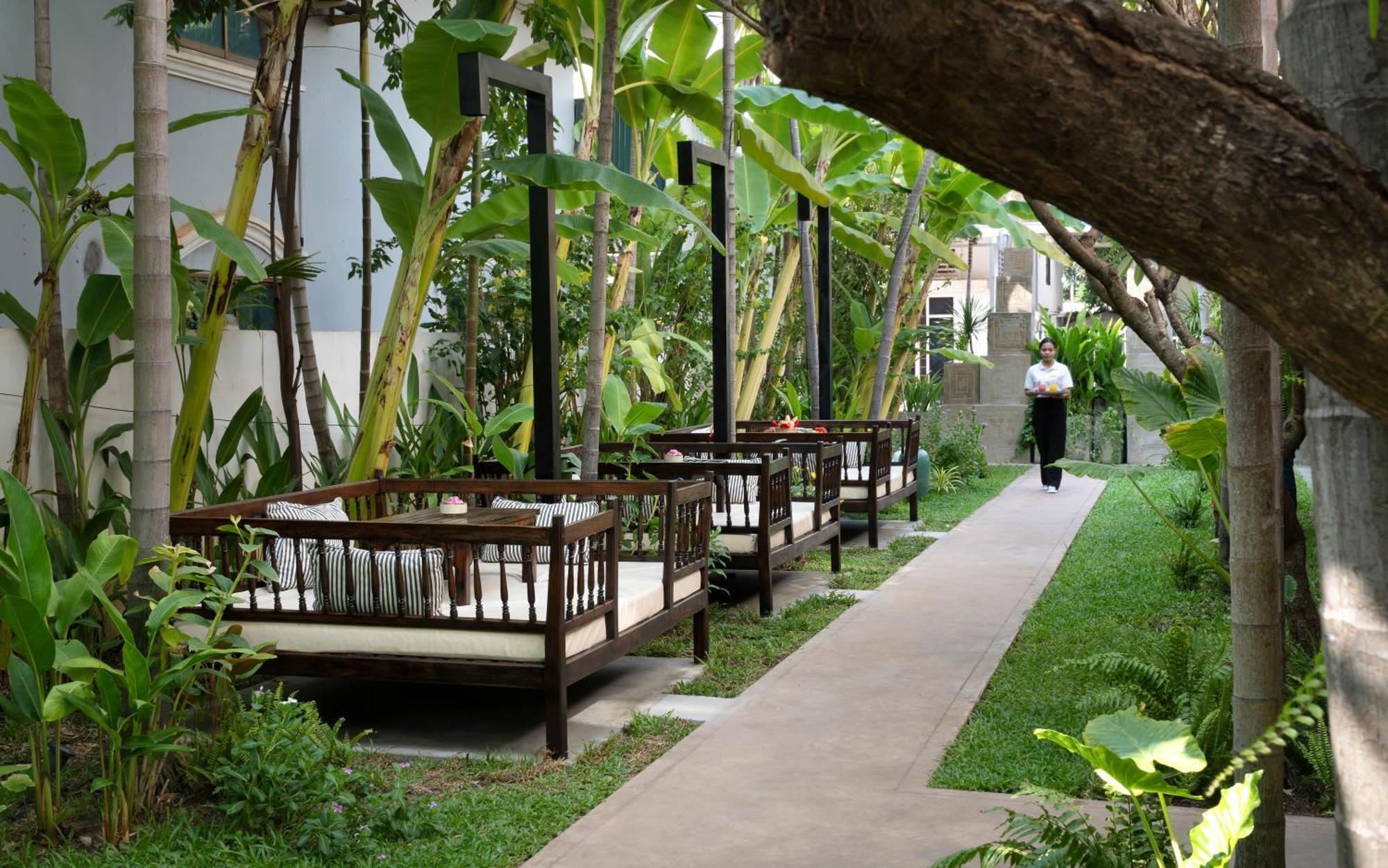 โรงแรมศาลาสรา เสียมราฐ ภายนอก รูปภาพ