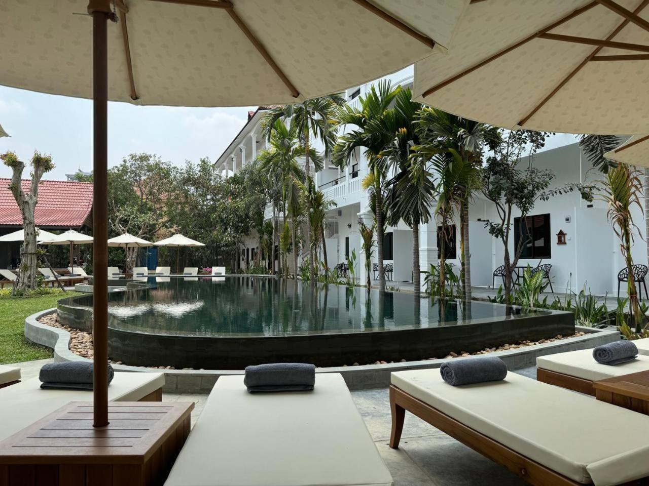 โรงแรมศาลาสรา เสียมราฐ ภายนอก รูปภาพ